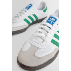 samba og sneakers