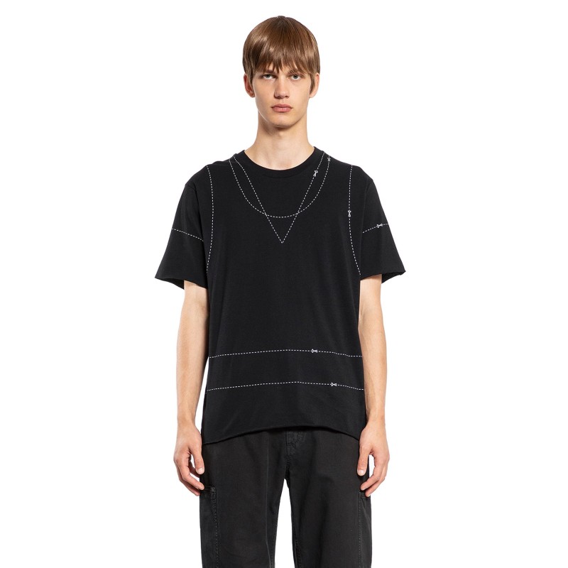 seam lines t-shirt