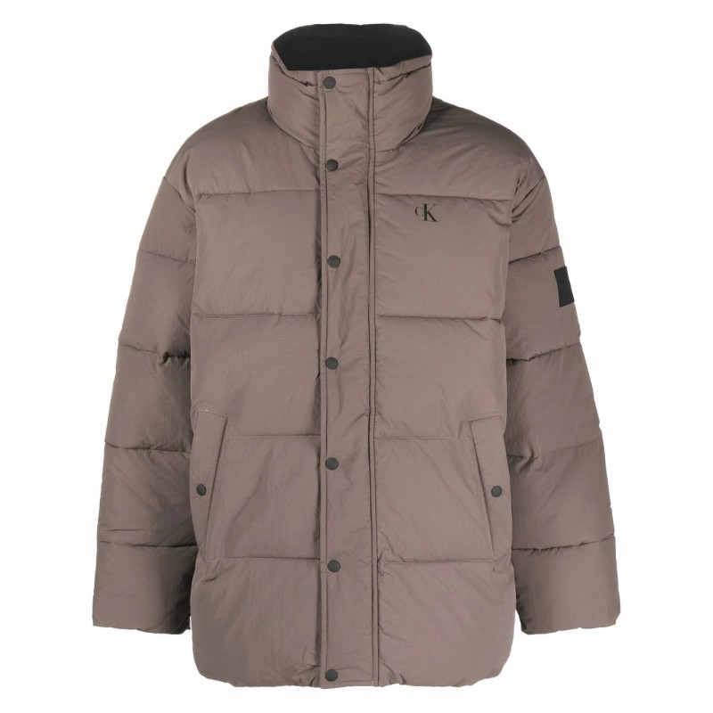 Badge oversized puffer