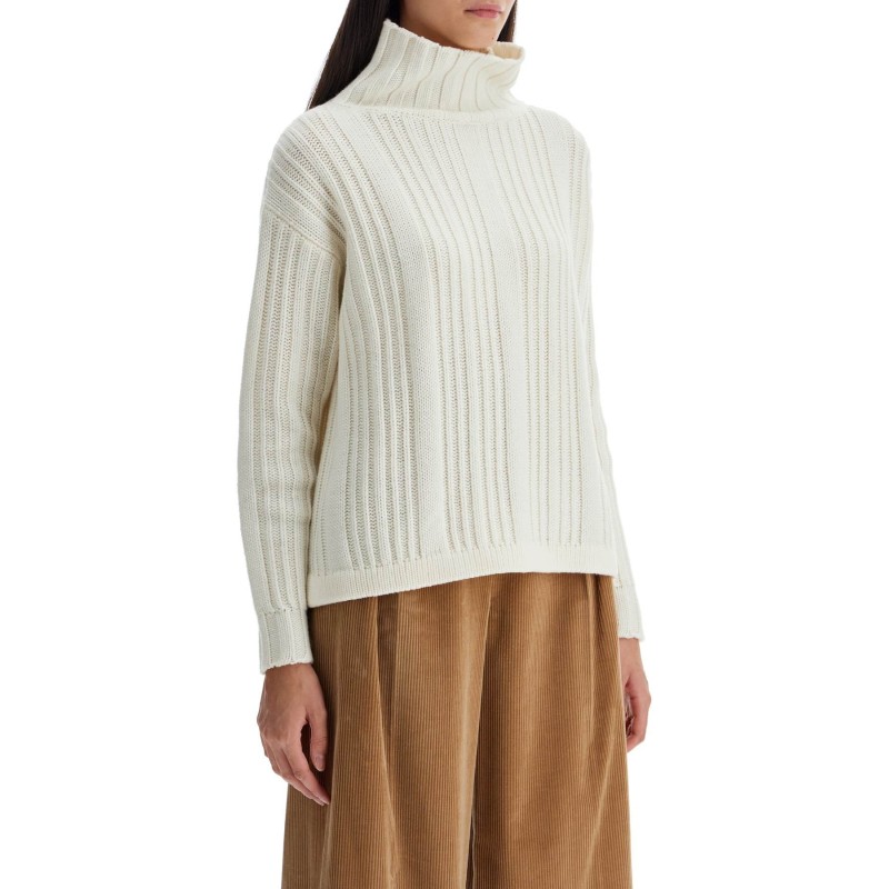 in wool and cashmere sweater