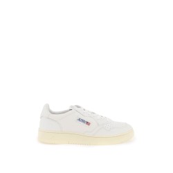 medalist low sneakers