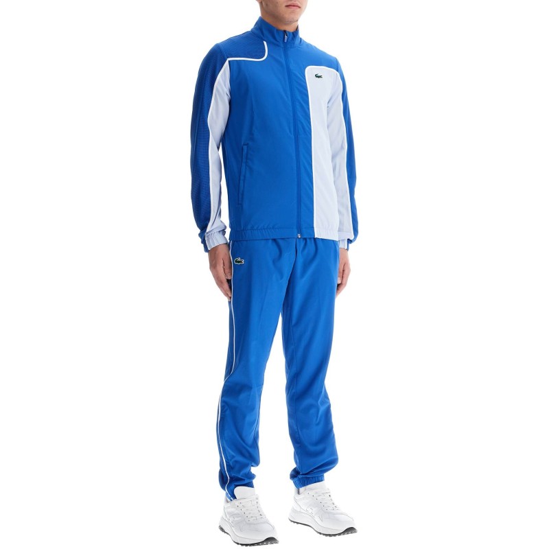 'sporty tracksuit with contrasting stitching