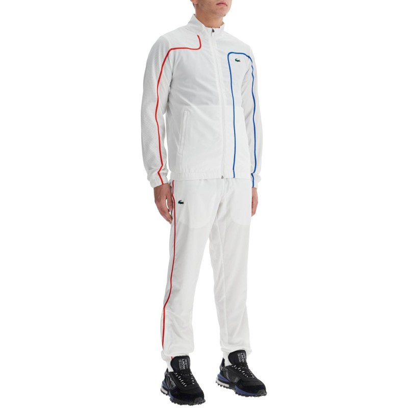 'sporty tracksuit with contrasting stitching