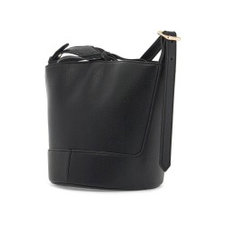 ana bucket bag in italian