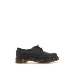 lace-up oxford