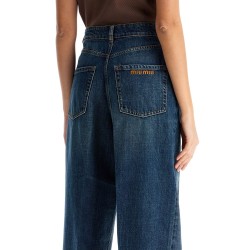 high-waisted distressed effect jeans