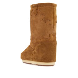 high suede boots in cognac with wedge embroidery