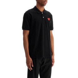 polo unisex in cotone nero con logo cuore rosso