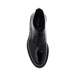 lace-up patent leather derby