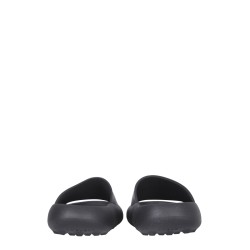 RUBBER SLIDE SANDALS