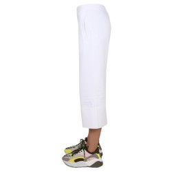 PANTALONE CON RICAMO LOGO