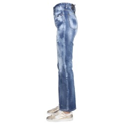 JEANS IN DENIM