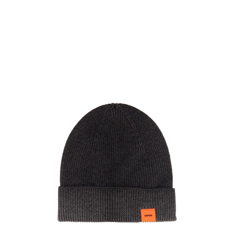 BEANIE HAT WITH LOGO