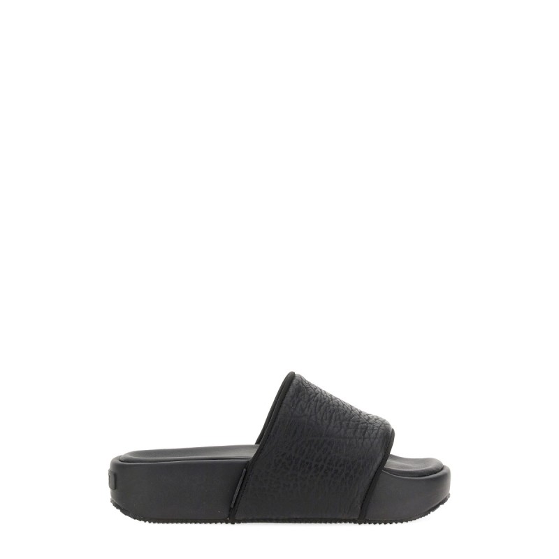 SLIDE SANDAL