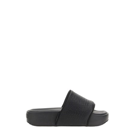 SLIDE SANDAL