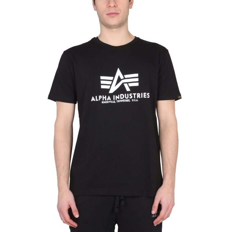 T-SHIRT WITH LOGO