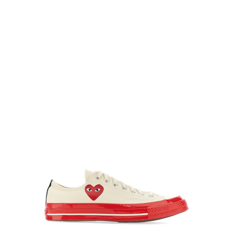 HEART PRINT SNEAKER