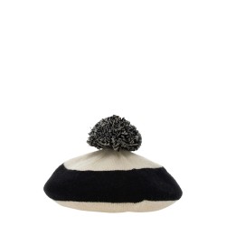 HAT WITH POM POM