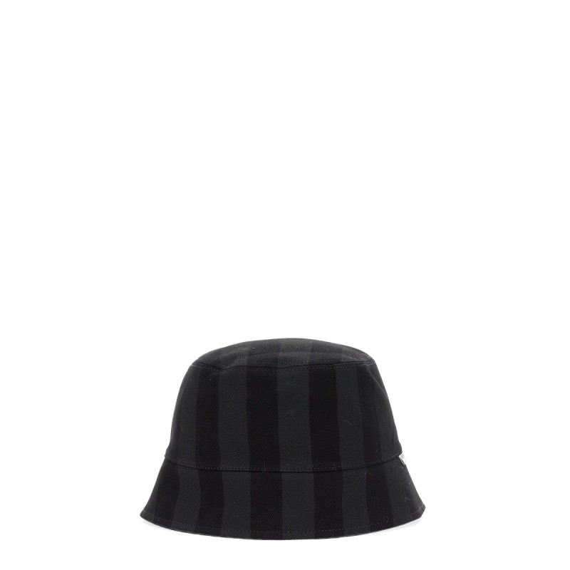 REVERSIBLE BUCKET HAT