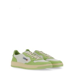 MEDALIST LOW SNEAKER