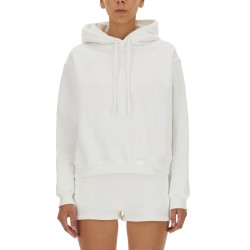 ESSENTIAL SWEATSHIRT