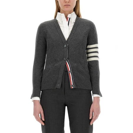 V-NECK CARDIGAN