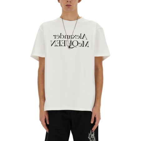 T-SHIRT WITH LOGO