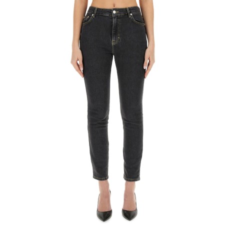 SKINNY FIT JEANS