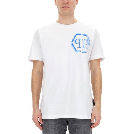 T-SHIRT WITH LOGO