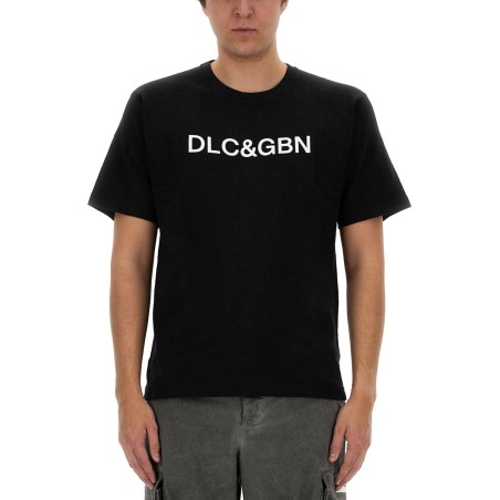 T-SHIRT WITH LOGO