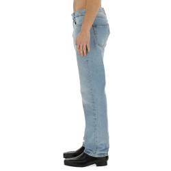 STRAIGHT CUT JEANS