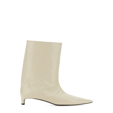 HEELED BOOT