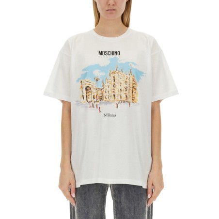 T-SHIRT WITH LOGO