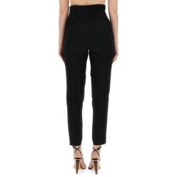 PANTS WITH HEART APPLICATION