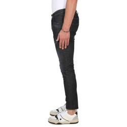 SKATER FIT JEANS