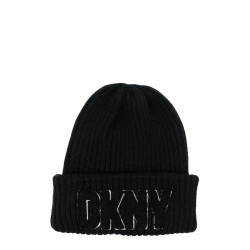 beanie with applied logo