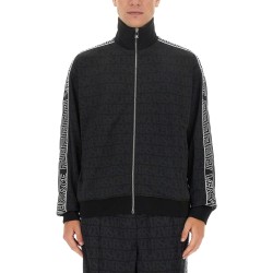 ZIP SWEATSHIRT.