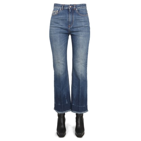 JEANS IN DENIM
