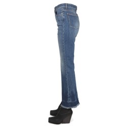 JEANS IN DENIM