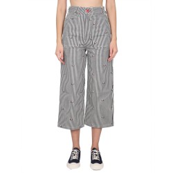 CROPPED FIT JEANS