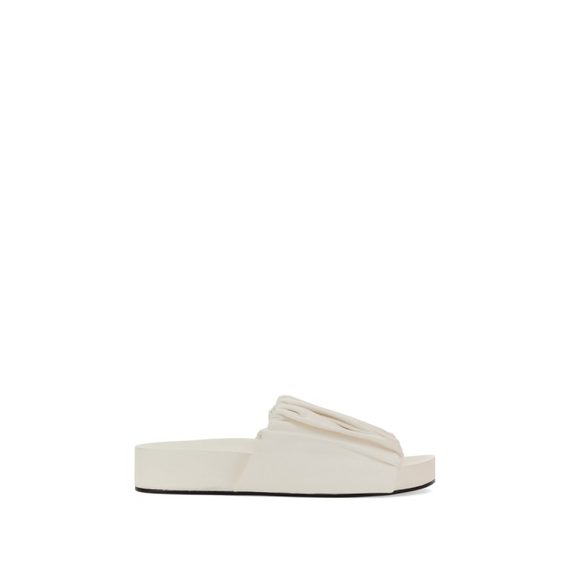 LOW LEATHER SANDALS