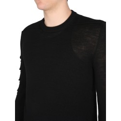 MESH WITH CUT-OUT DETAILS