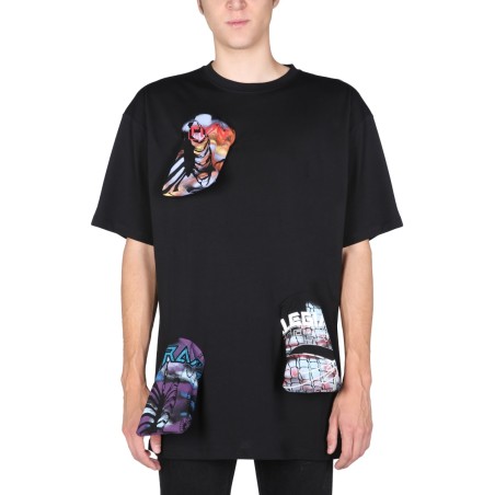 T-SHIRT WITH PRINTED DETAILS