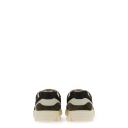 SNEAKER WITH LOGO