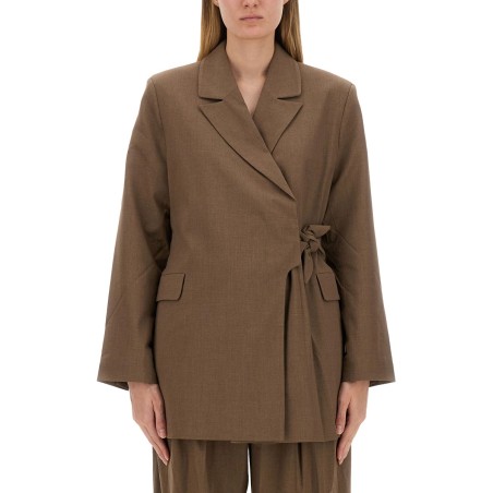 ASYMMETRICAL BLAZER