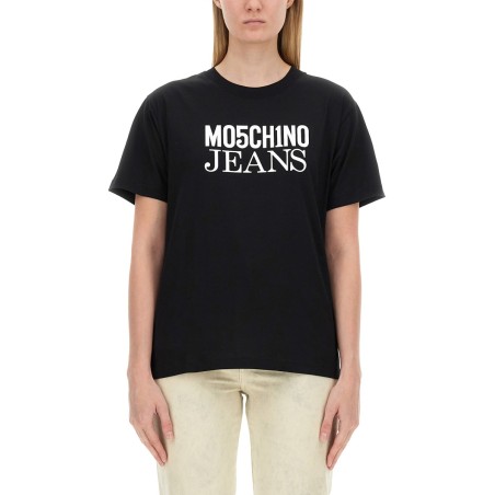 T-SHIRT WITH LOGO