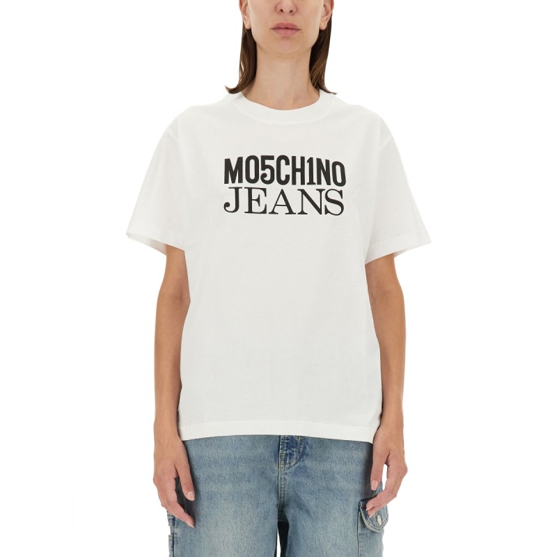 T-SHIRT WITH LOGO