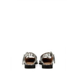 BALLERINA WITH BUCKLE