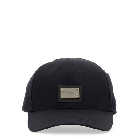 BASEBALL CAP WITH LOGO PLAQUE