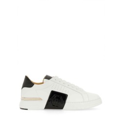 SNEAKER WITH LOGO